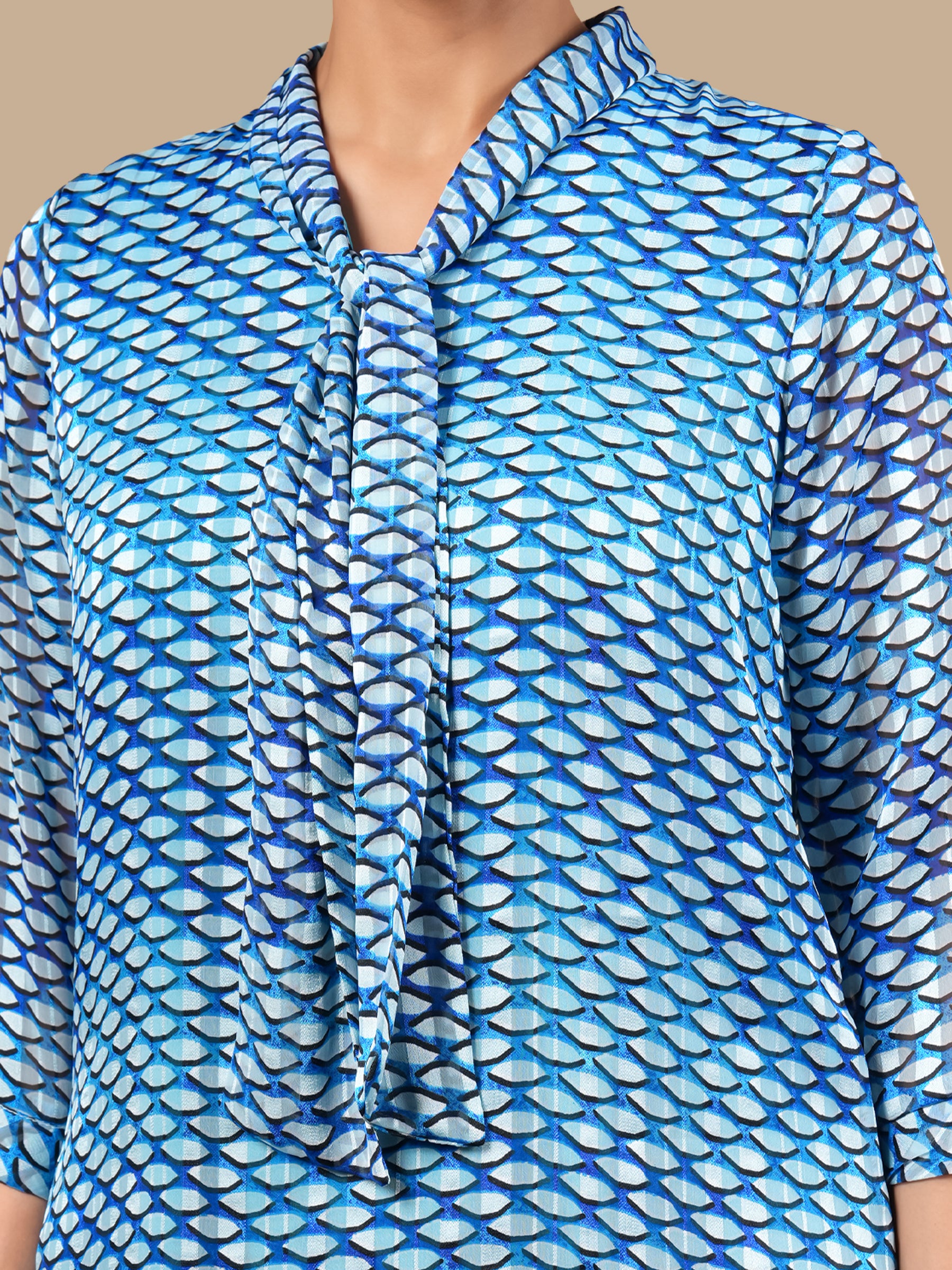 FRONT TIE GEOMTRICAL PRINT AQUA  TOP