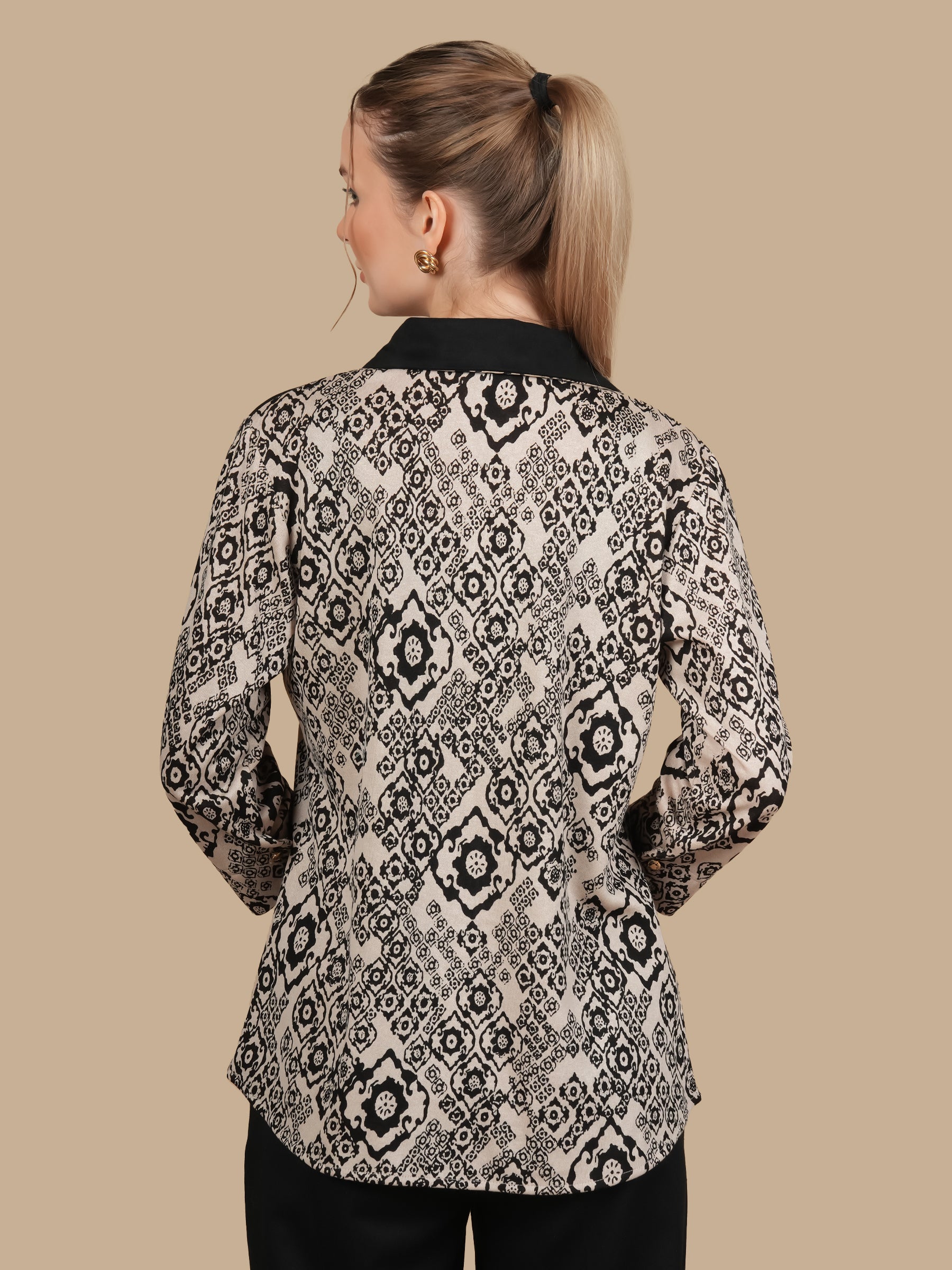 ANGORA SUEDE PATCH BEIGE SHIRT