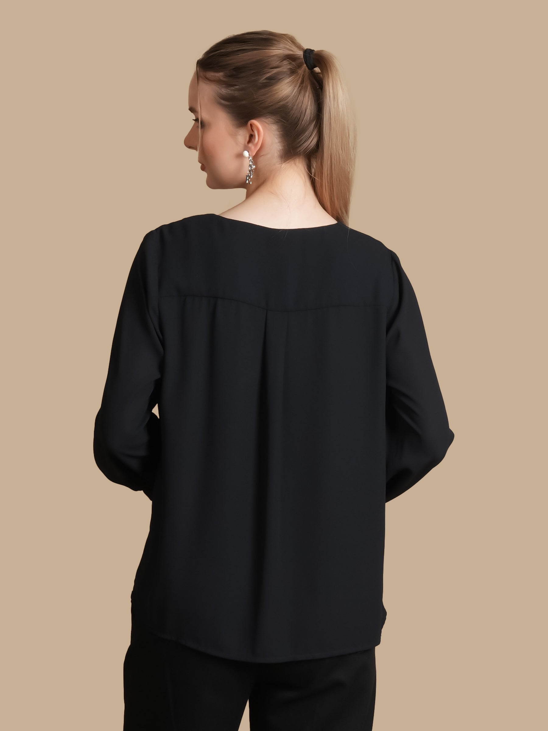 CRYSTAL CURVE BLACK TOP