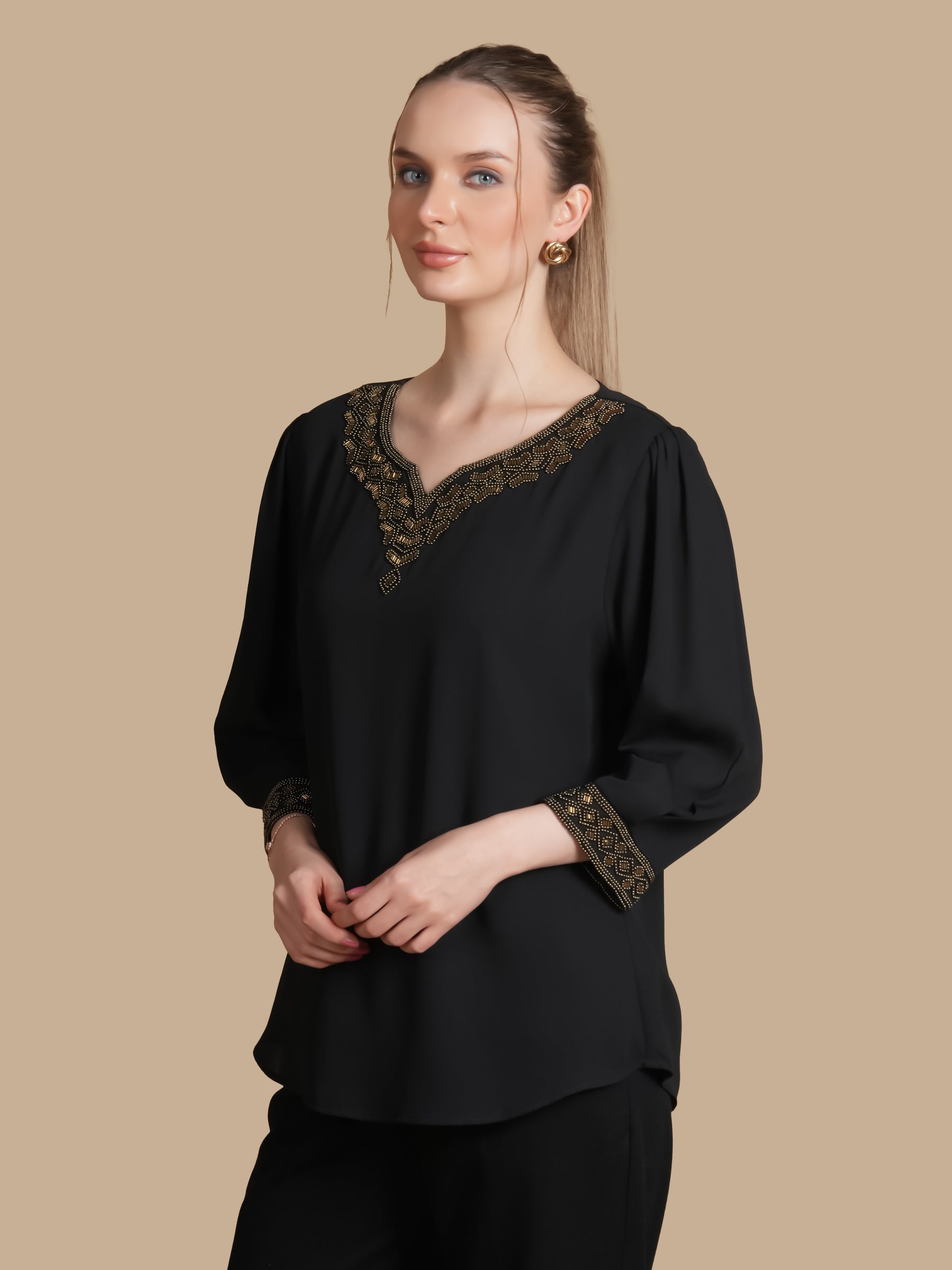 COPPER OUTLINE BLACK TOP