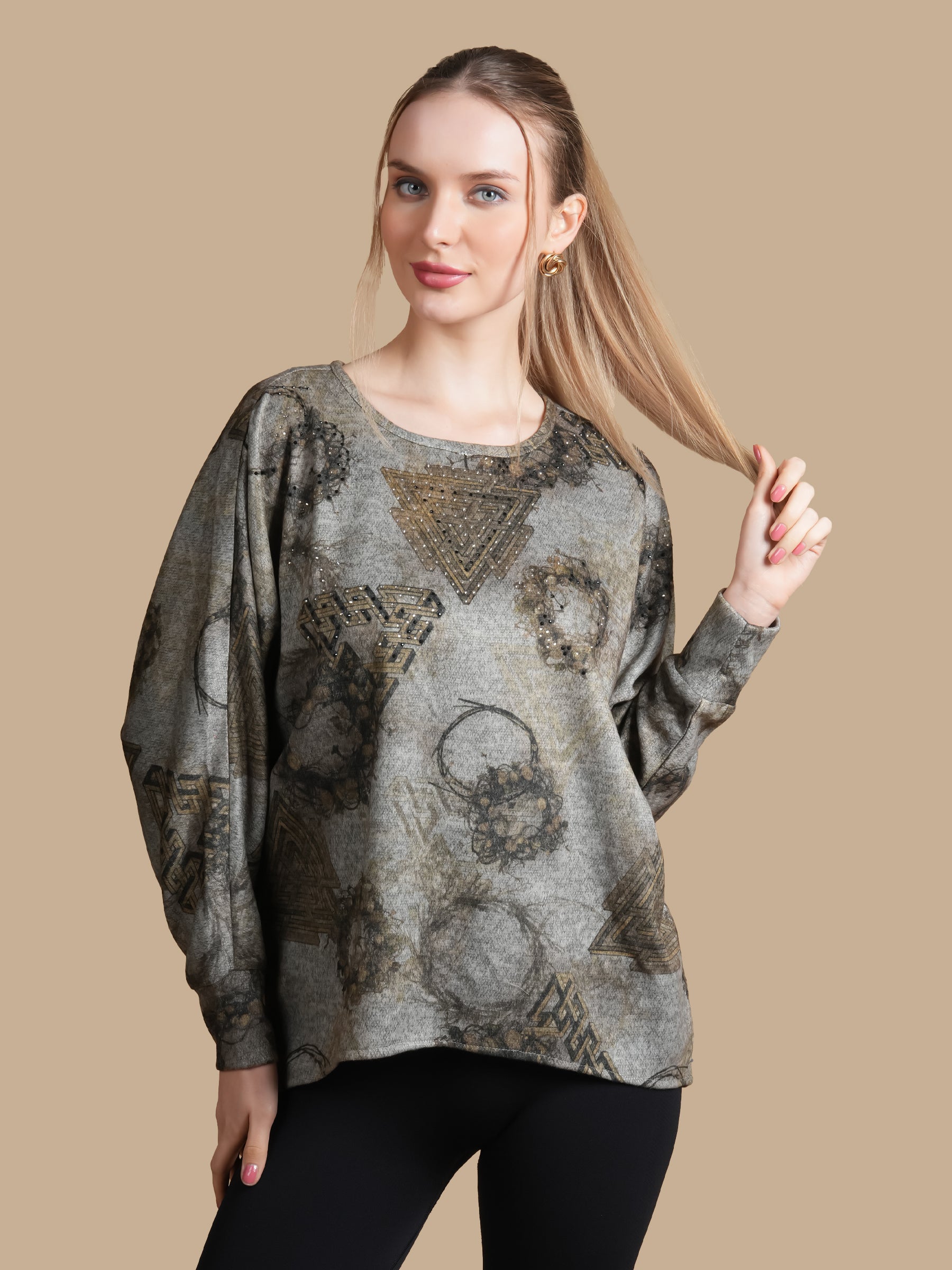 EMBELLISHED GEOMTRIC  GREY ANGORA TOP