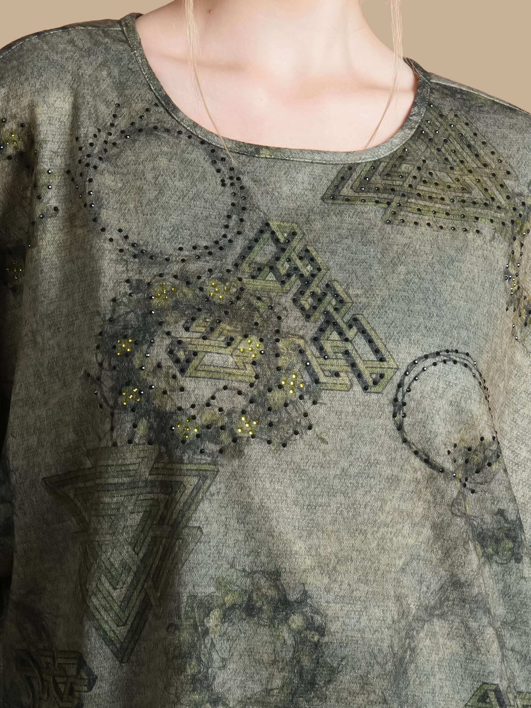 EMBELLISHED GEOMTRIC  GREEN ANGORA TOP