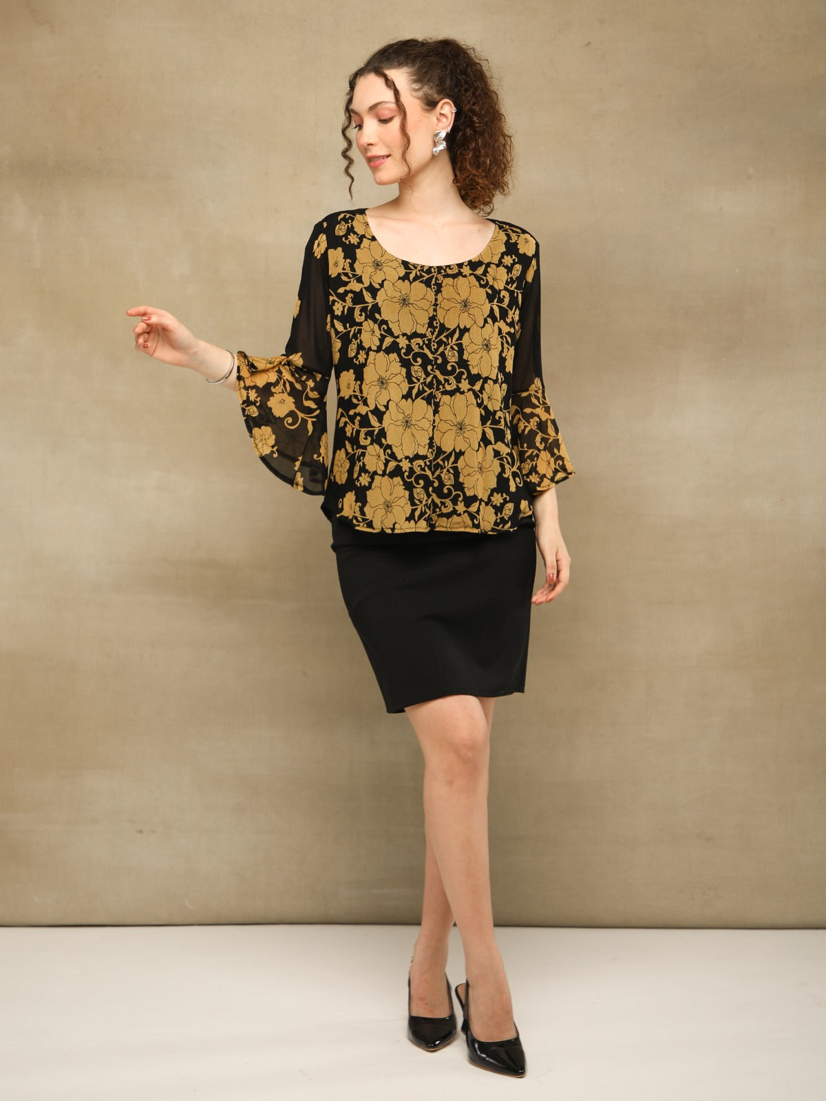 Noir Gold Floral Top