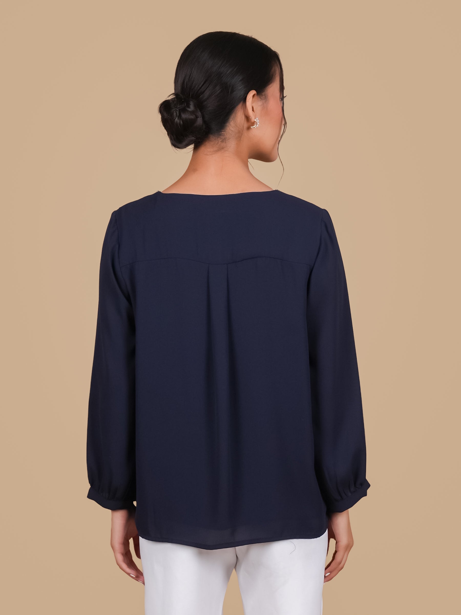 CRYSTAL CURVE NAVY TOP