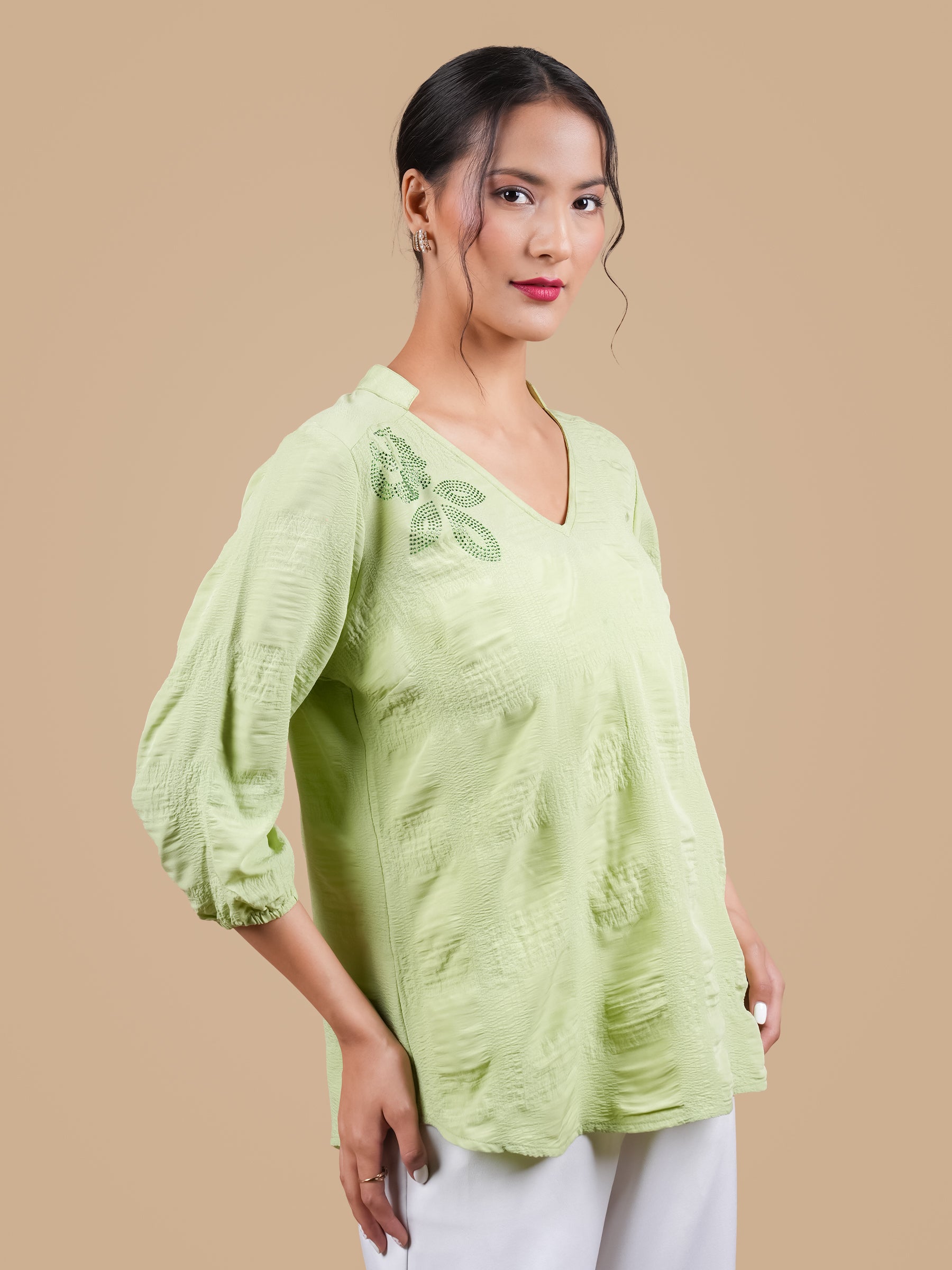 TEXTURED SWAROSVKI PEACH TOP