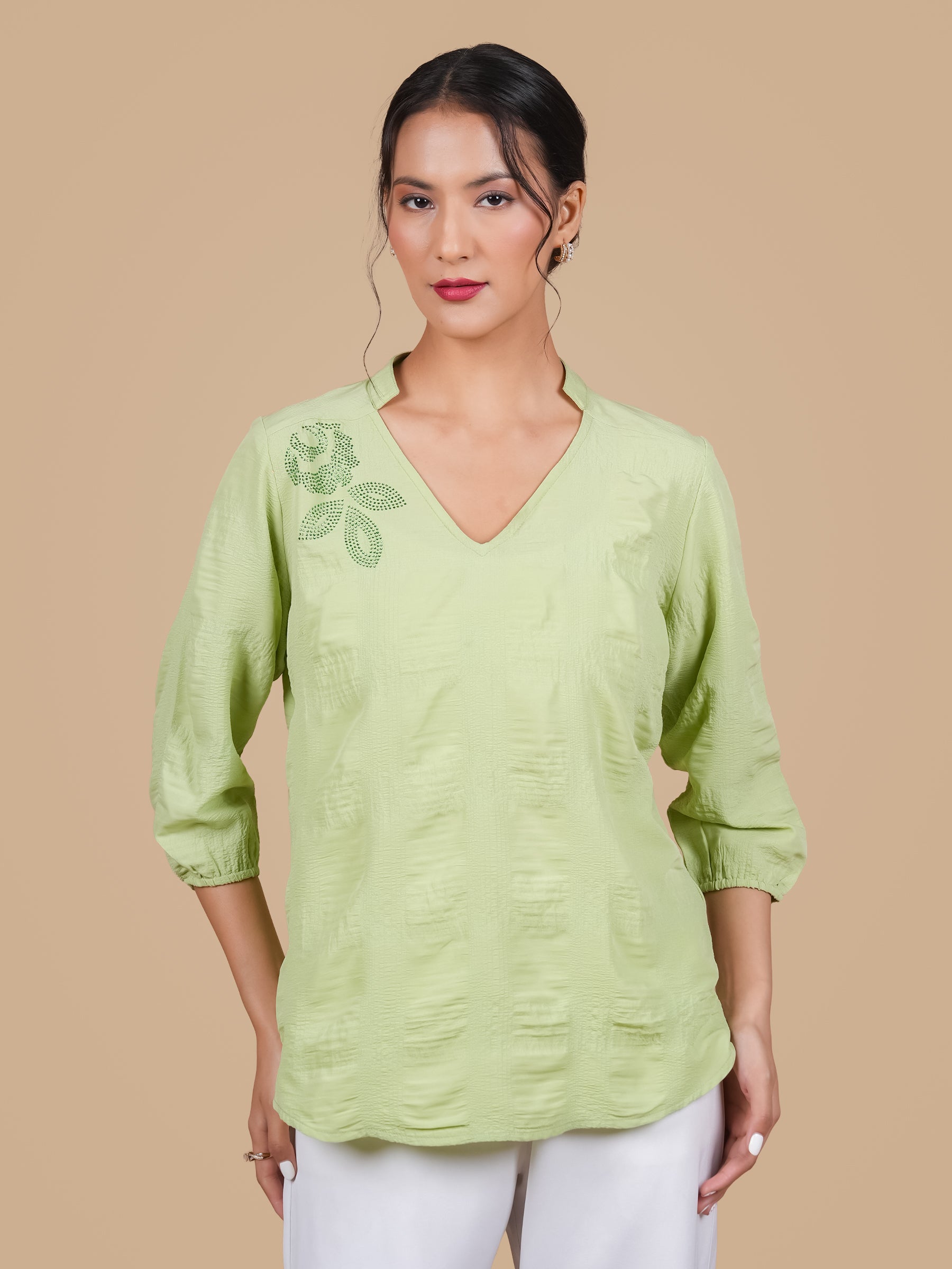 TEXTURED SWAROSVKI PEACH TOP