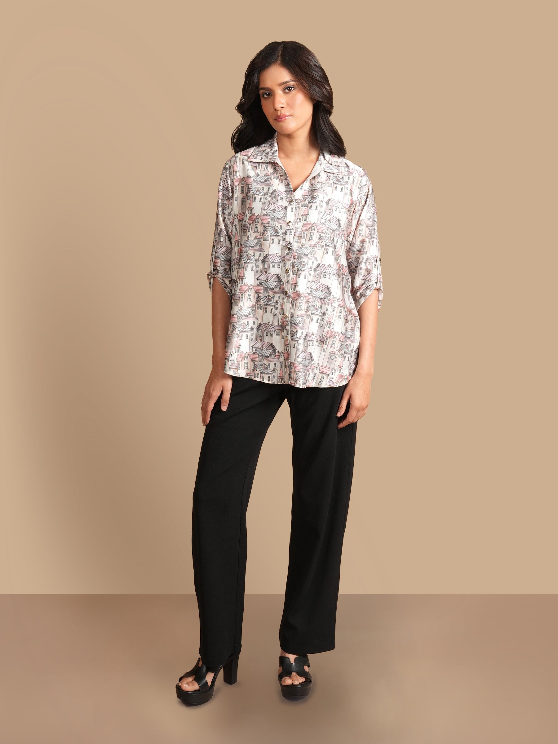 HOUSE PRINT SATIN WHITE SHIRT