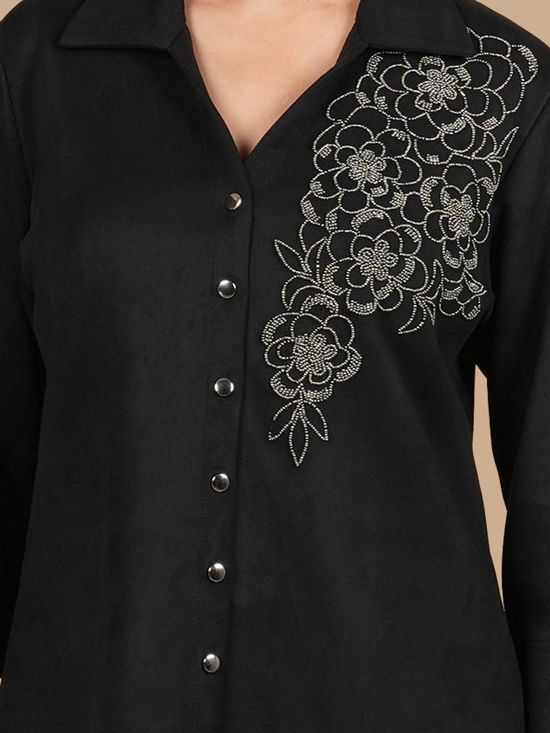 EMBELLISHED ROSE BEAD SUEDE BLACK SHIRT