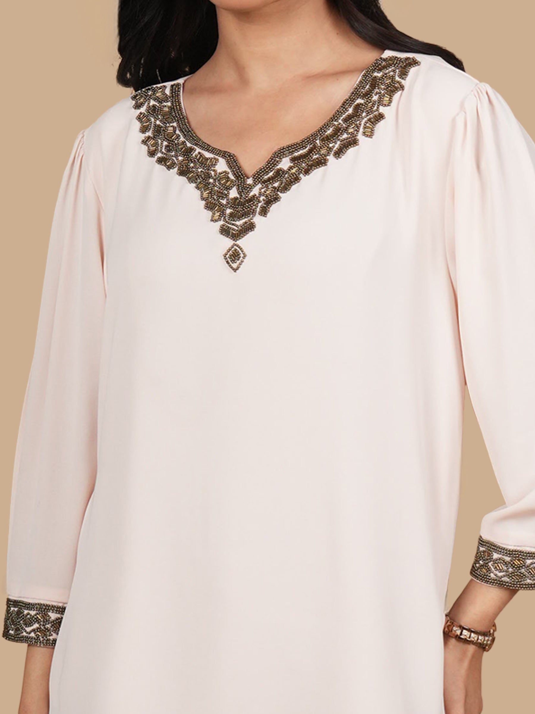 COPPER OUTLINE BABY PINK TOP