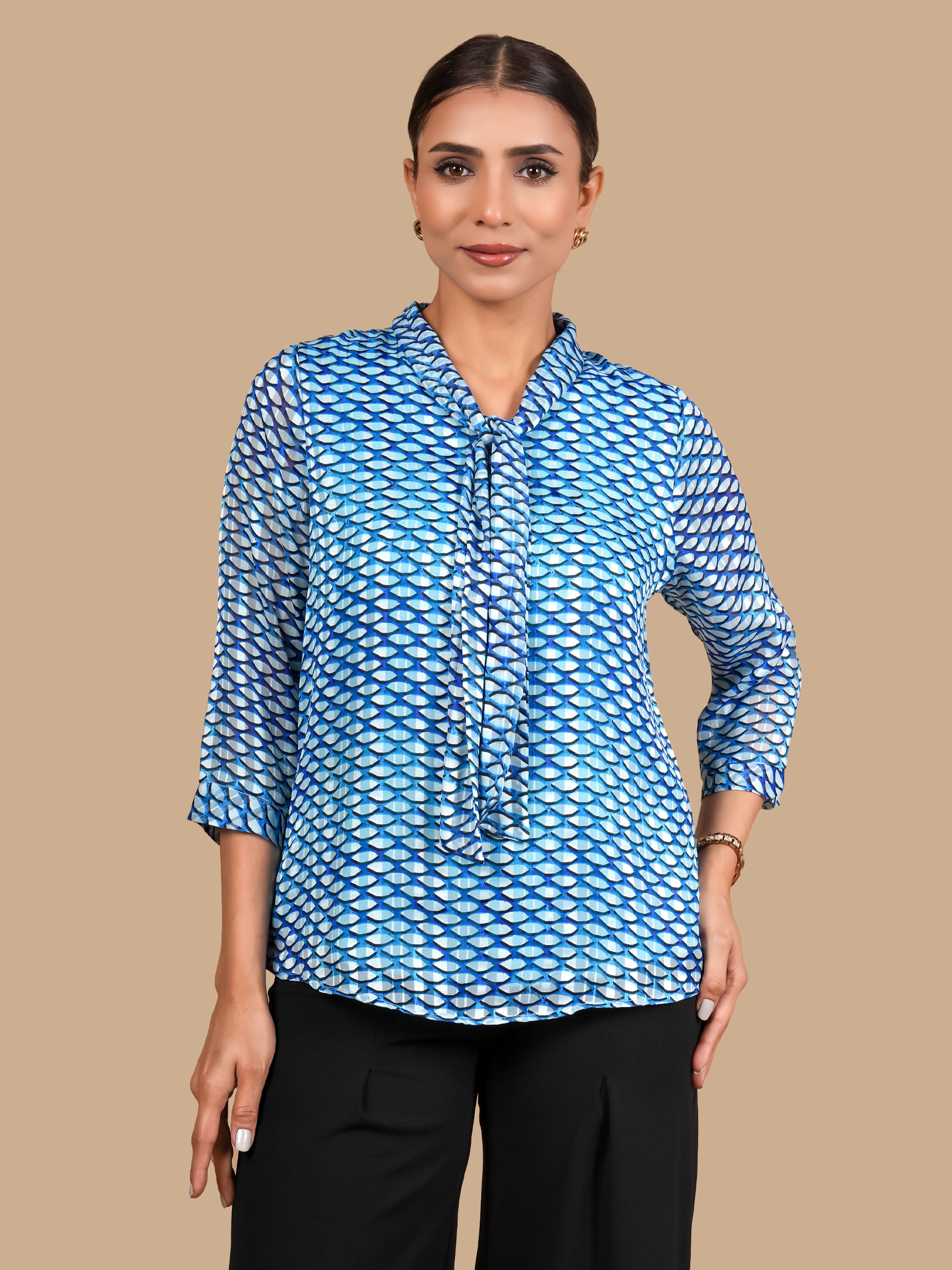 FRONT TIE GEOMTRICAL PRINT TOP