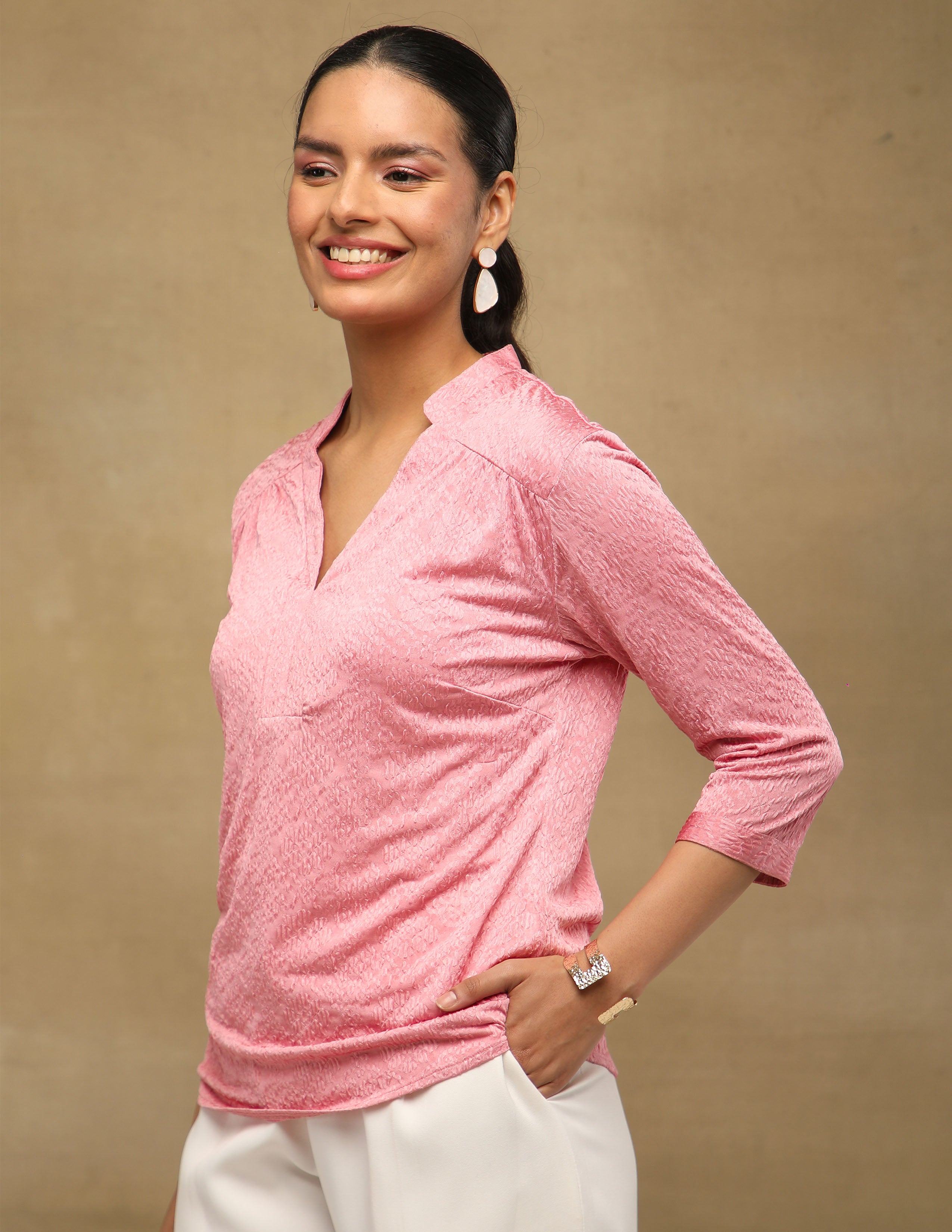 Knitted Half Band Collar Pink Top