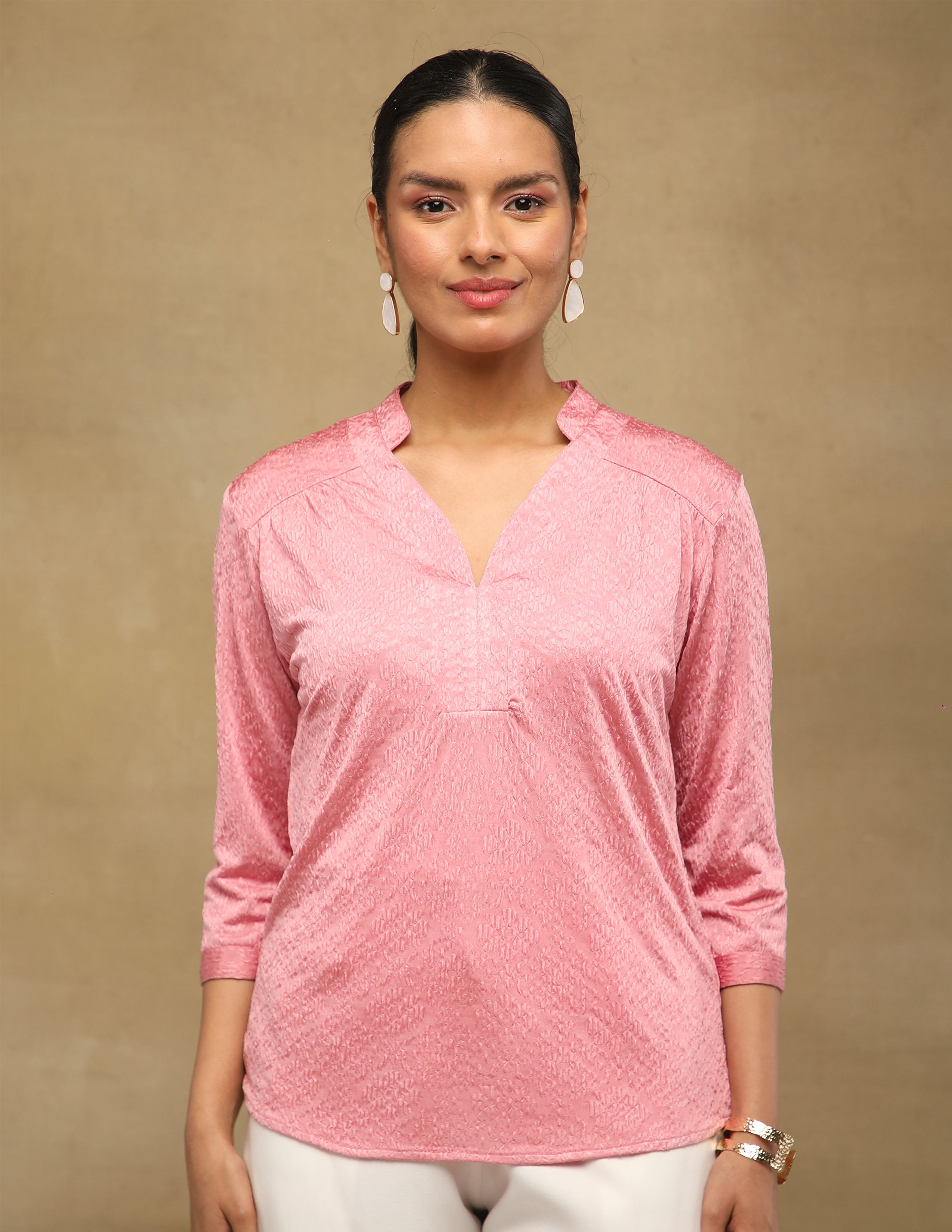Knitted Half Band Collar Pink Top