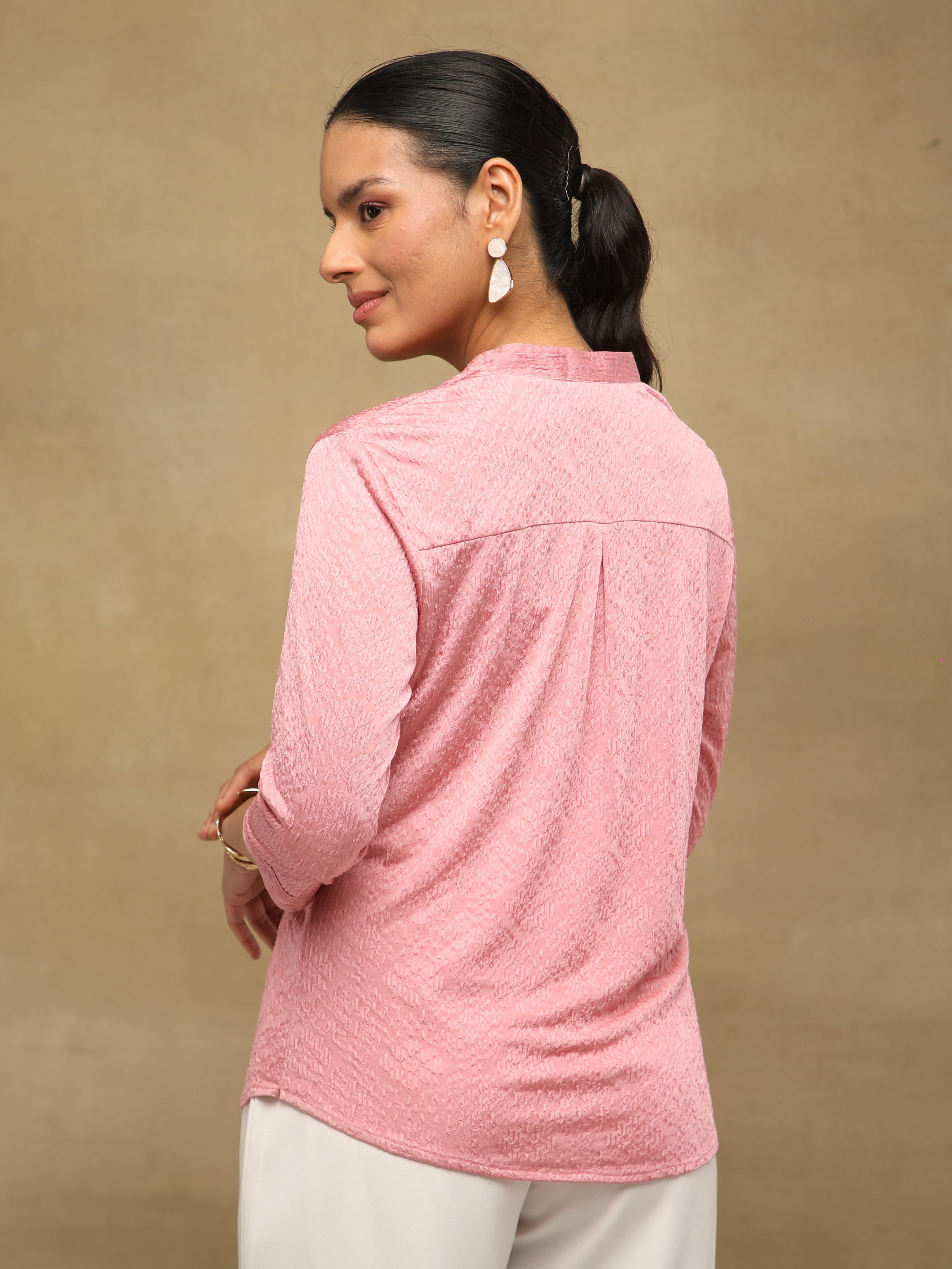 Knitted Half Band Collar Pink Top