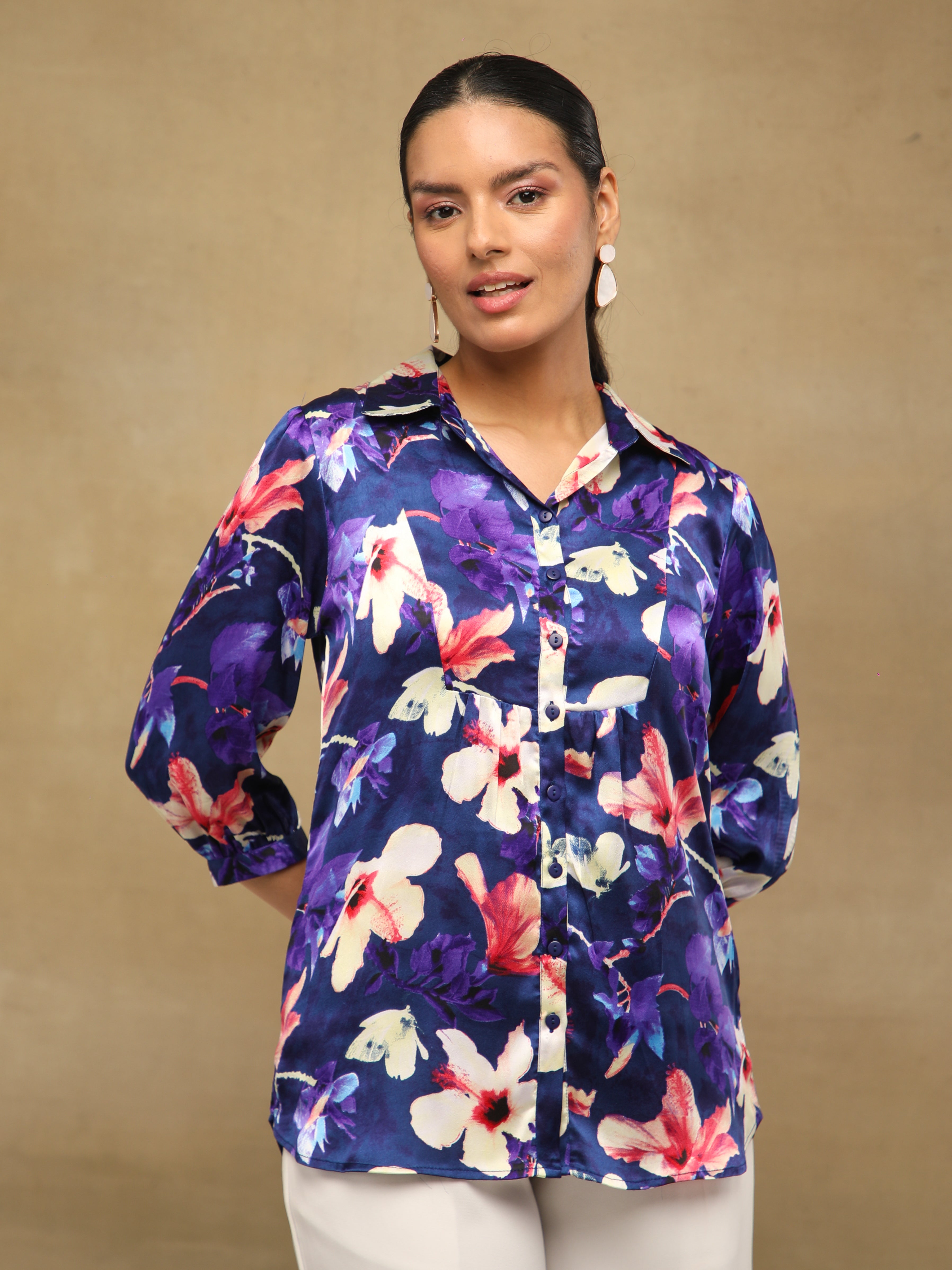 Front Yoke Gather Navy Shirt