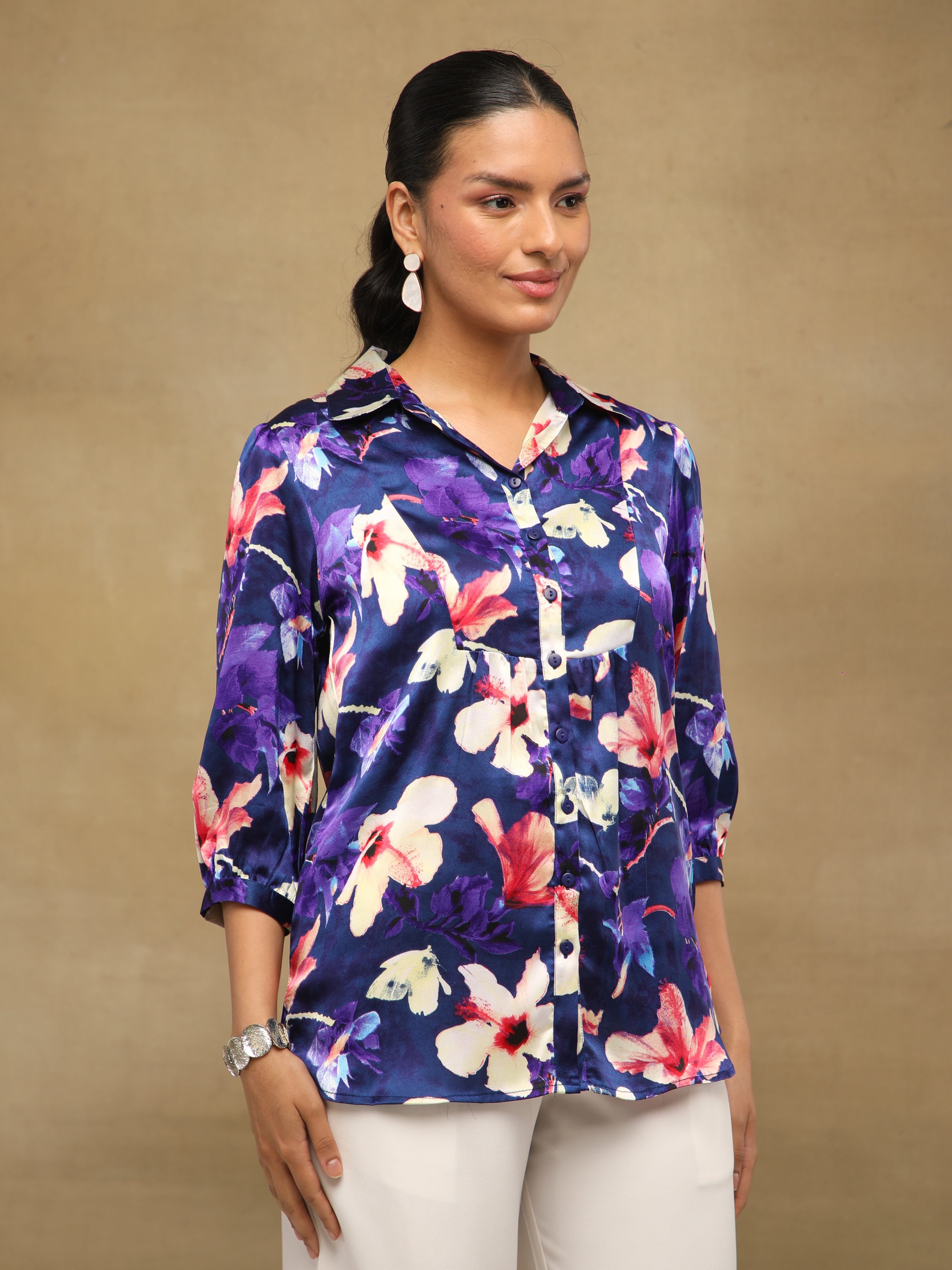 Front Yoke Gather Navy Shirt