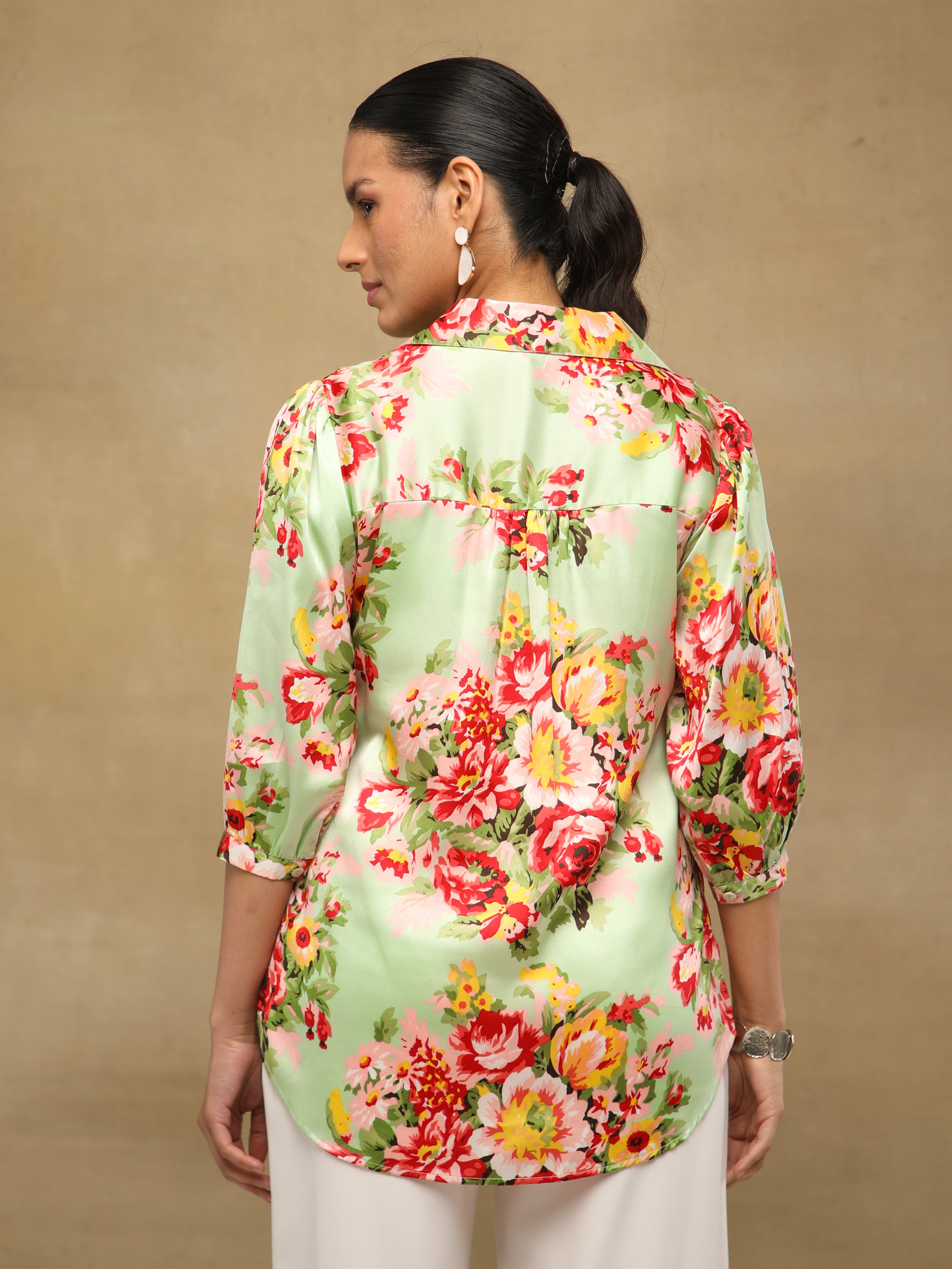 Front Yoke Gather Mint Shirt