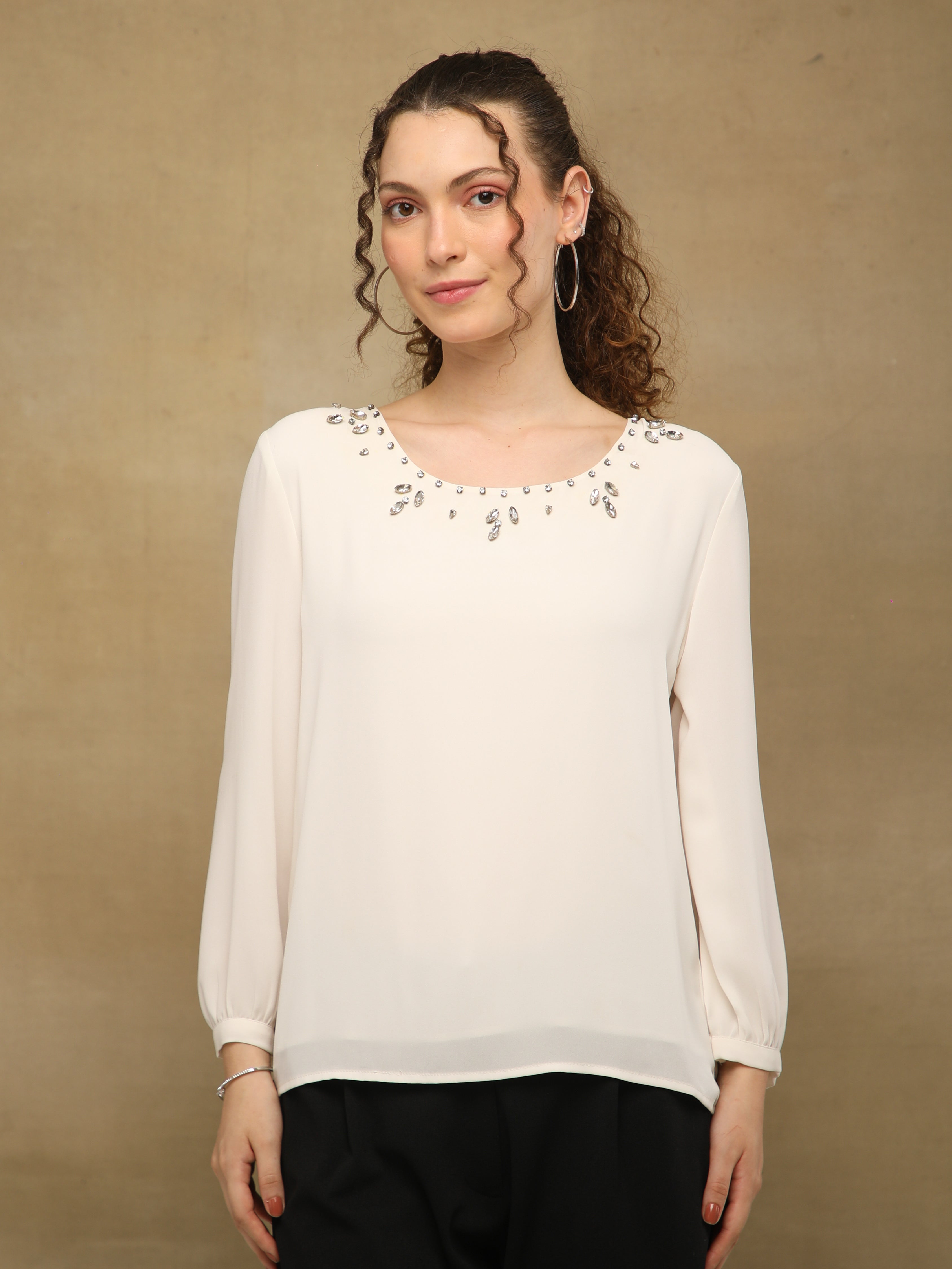 Crystal Curve Offwhite Top