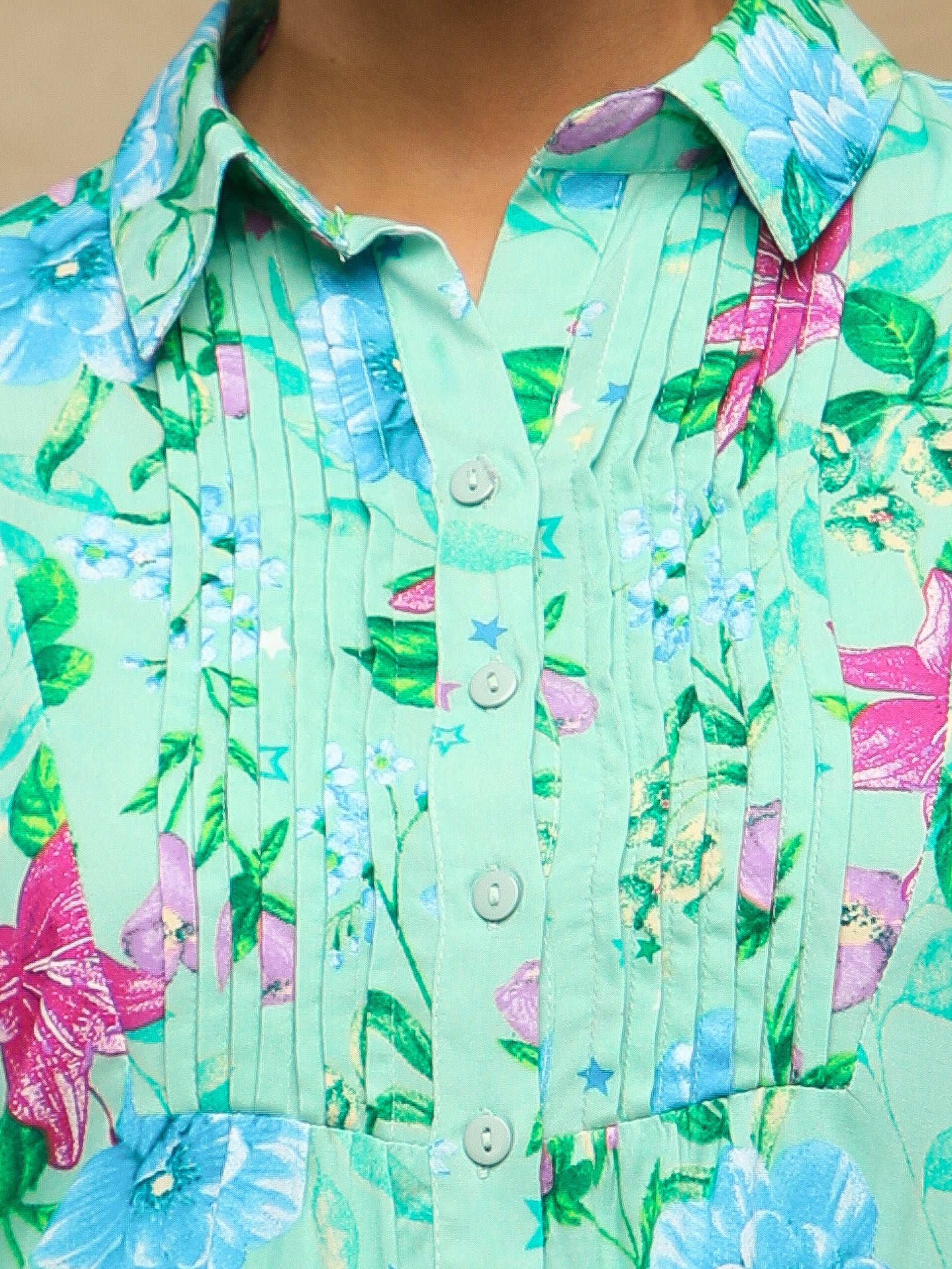 Floral Pintuck Mint Shirt