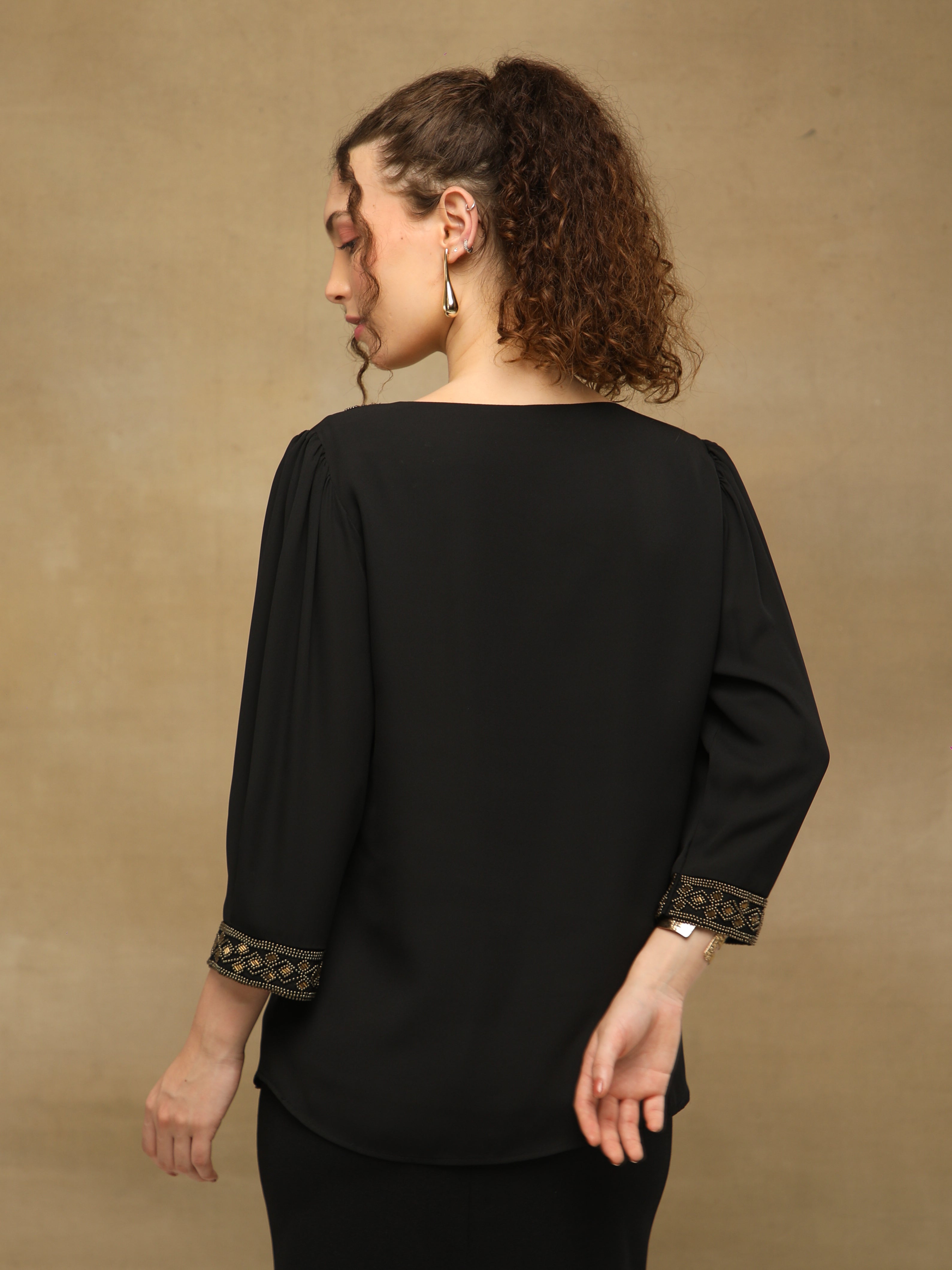 Copper Outline Black Top
