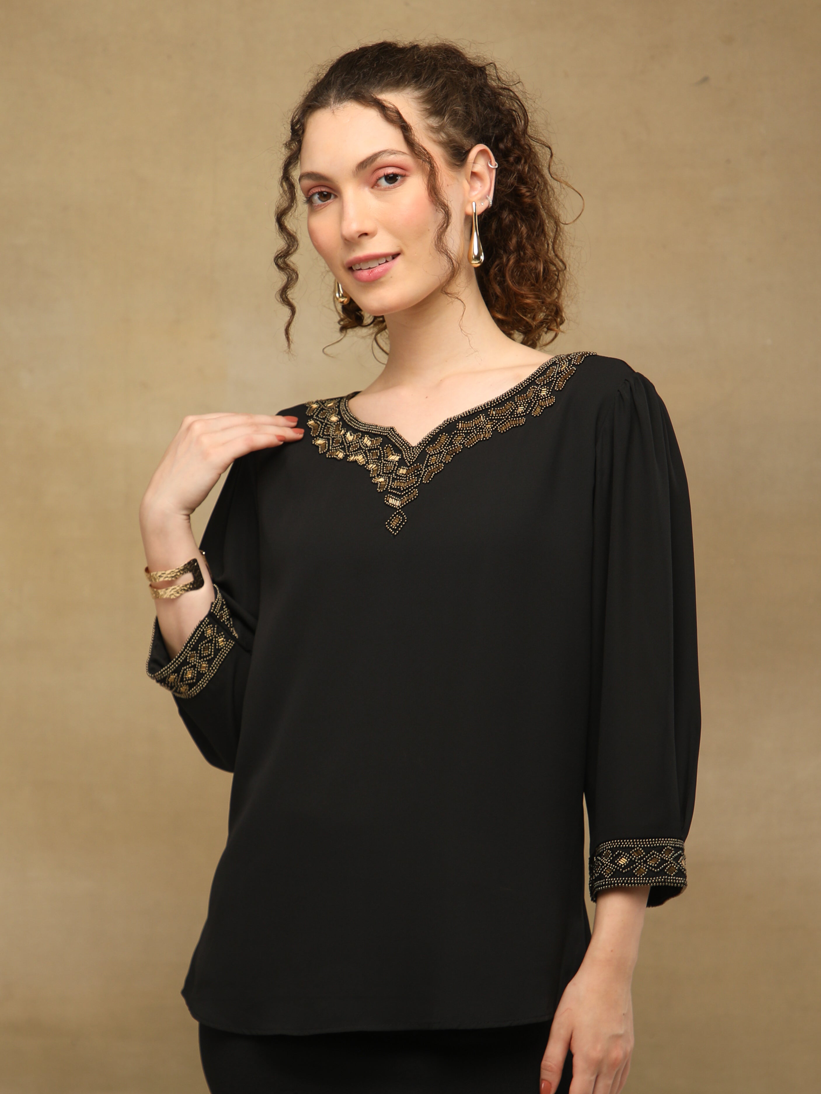Copper Outline Black Top