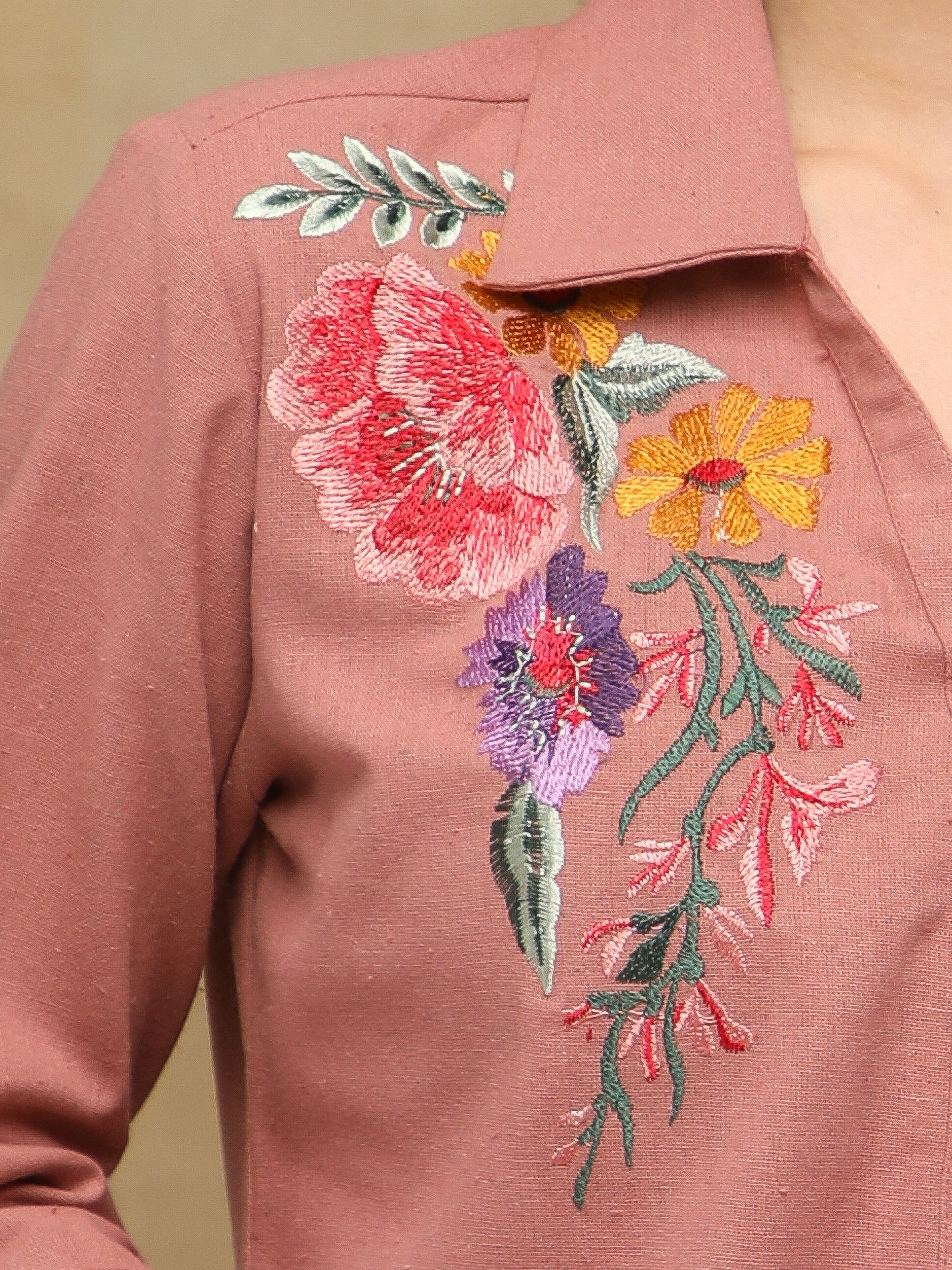 Linen Rosette Garden Embroidered Shirt